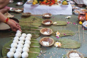 पितृ पक्षमा यस्ता संकेत देखिनु अशुभ, भूलवश पनि नगर्नुहोस् बेवास्ता !